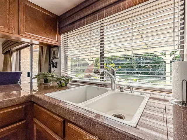 933 Ranch House Road, Westlake Village, California 91361