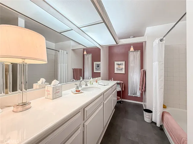 933 Ranch House Road, Westlake Village, California 91361