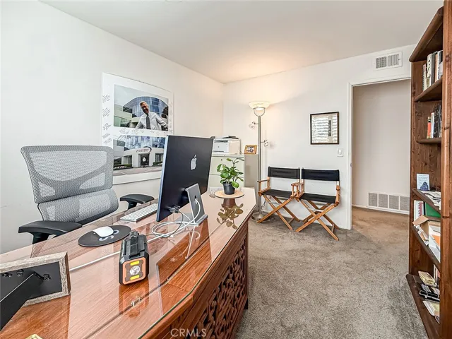 933 Ranch House Road, Westlake Village, California 91361