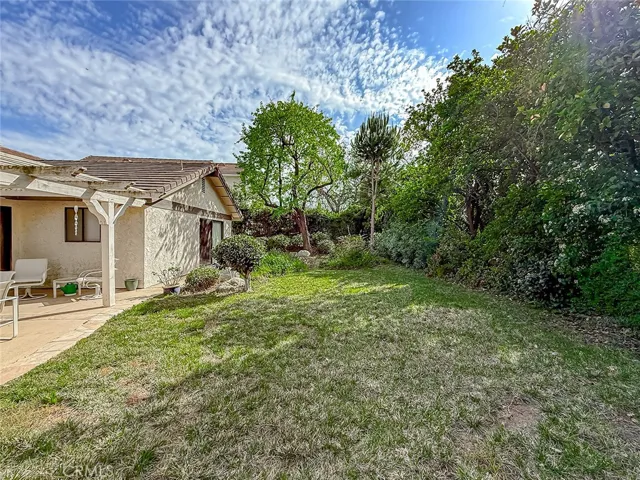 933 Ranch House Road, Westlake Village, California 91361