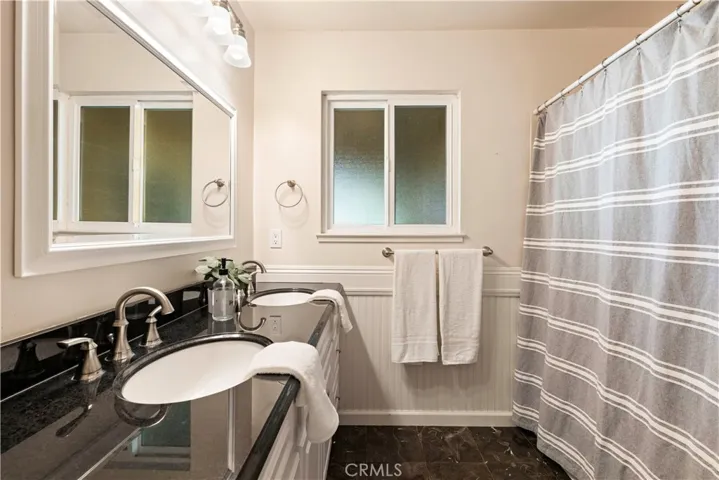 Full Bath off the living room