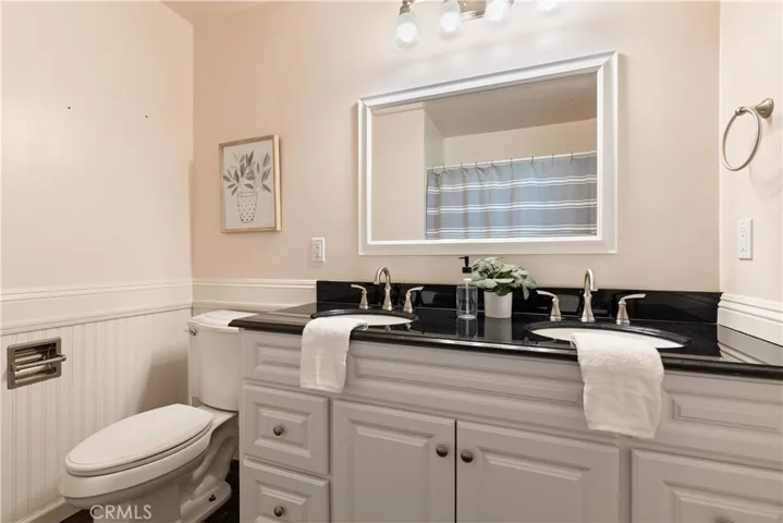 Full Bath off the living room