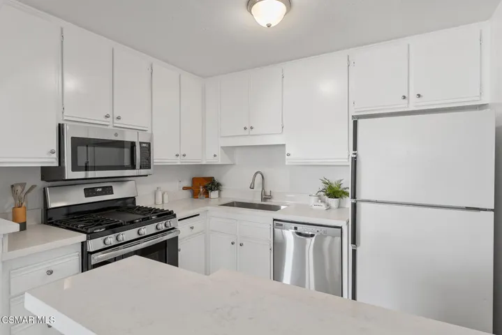 11939 Weddington 313 Interior Reshoot_7