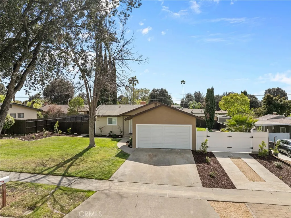 2994 David, Riverside, California 92506 home-pic-32