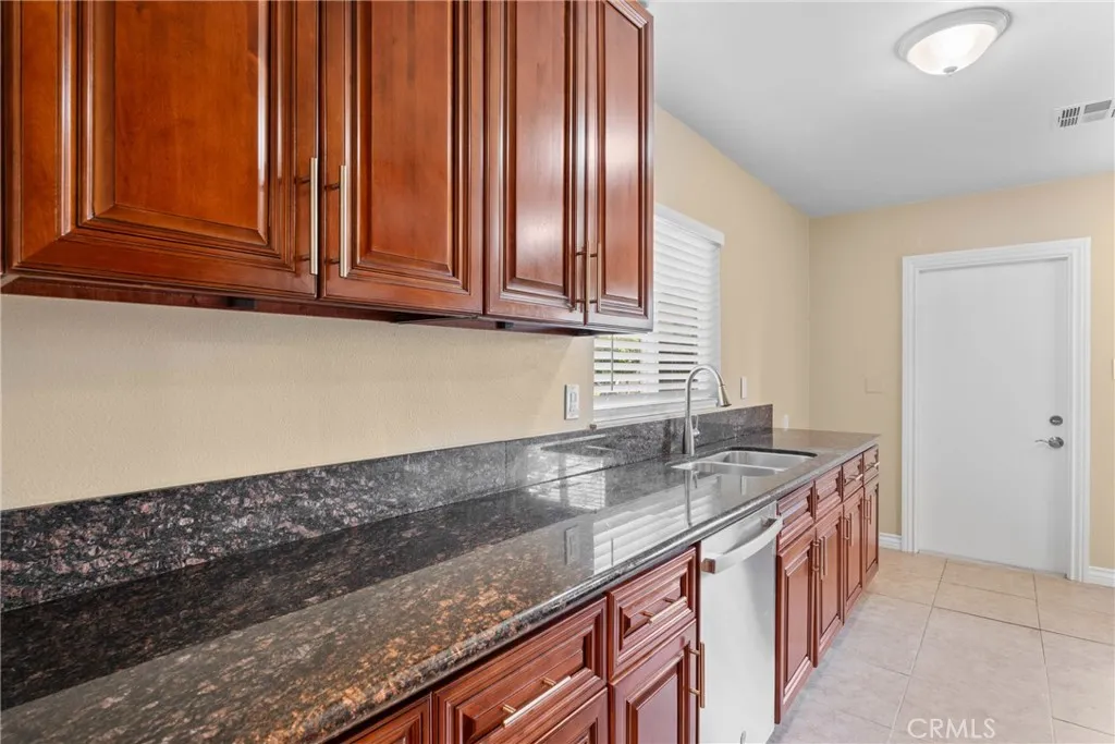 2994 David, Riverside, California 92506 home-pic-17