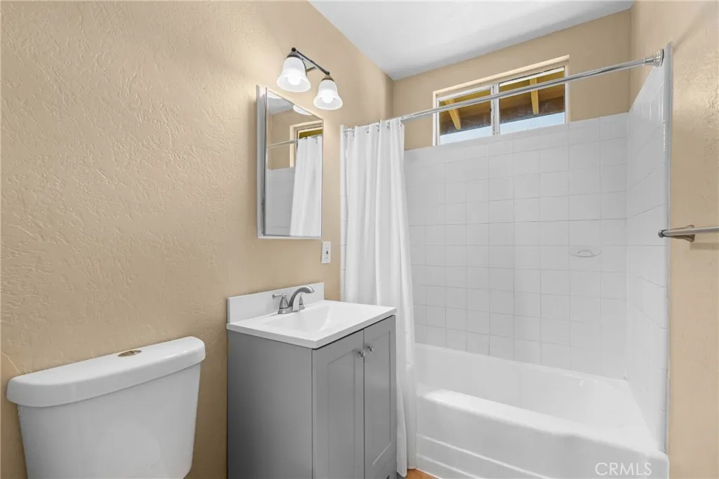 2994 David, Riverside, California 92506 home-pic-22