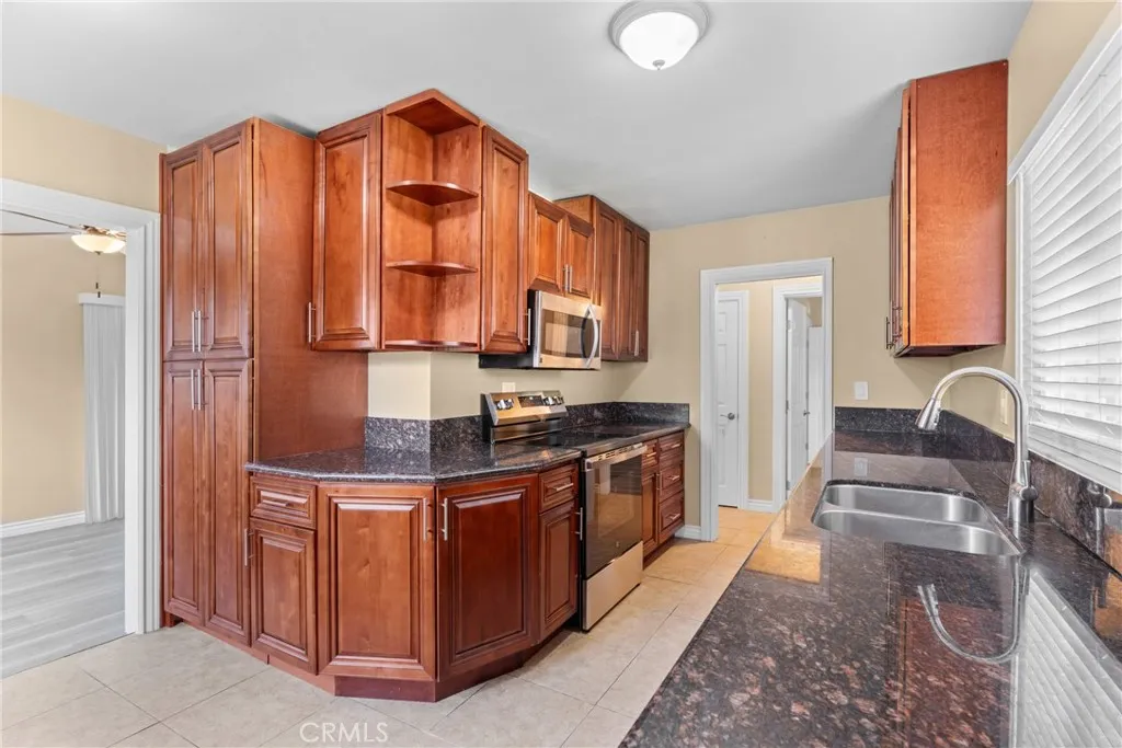 2994 David, Riverside, California 92506 home-pic-16