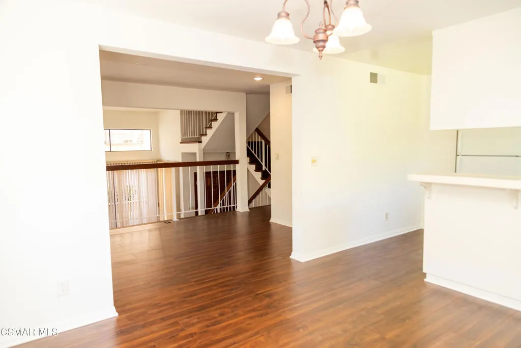 26000 Alizia Canyon Drive D, Calabasas, California 91302 home-pic-9