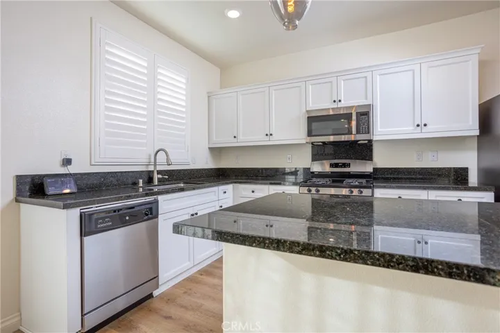 5176 Wintercress, Fontana, California 92336