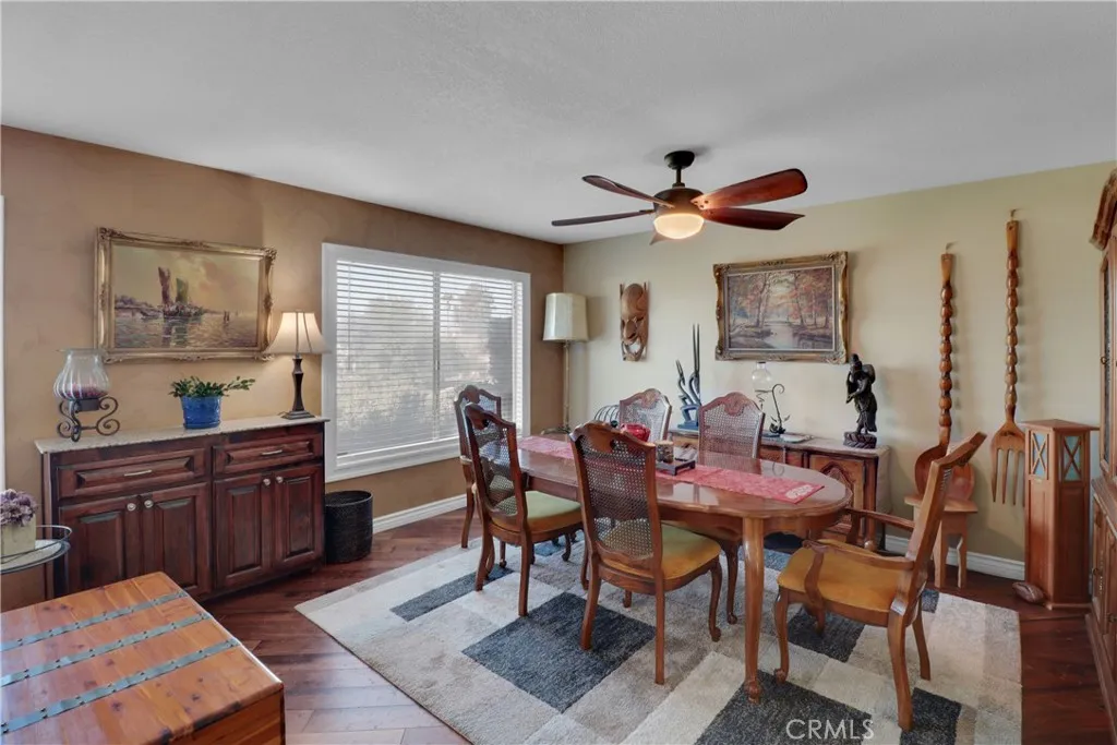 16750 Canyon View Drive, Riverside, California 92504 home-pic-12