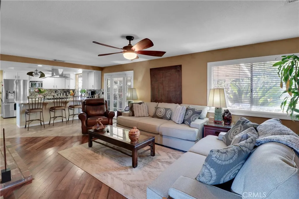 16750 Canyon View Drive, Riverside, California 92504 home-pic-6