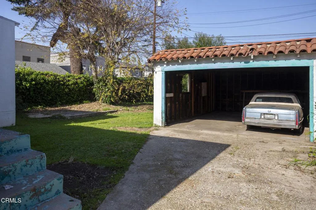 4523 W 18th Street, Los Angeles, California 90019 home-pic-15