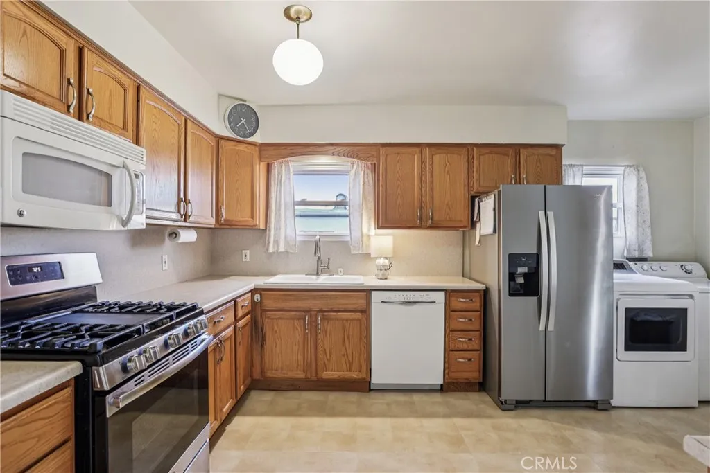 3845 Hollypark, Los Angeles, California 90039 home-pic-14