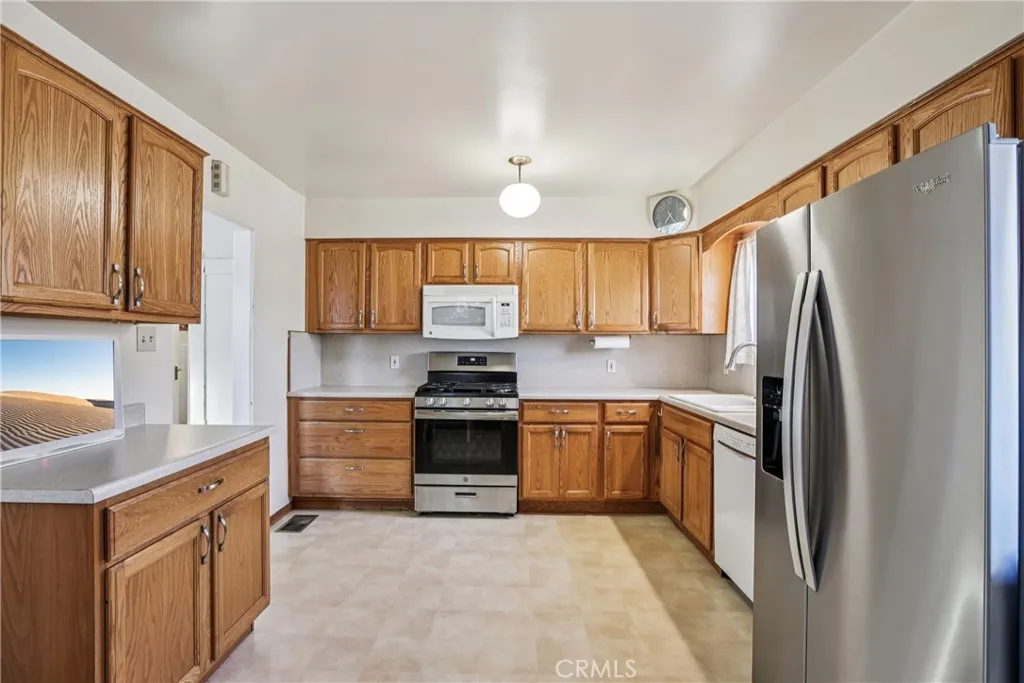 3845 Hollypark, Los Angeles, California 90039 home-pic-15