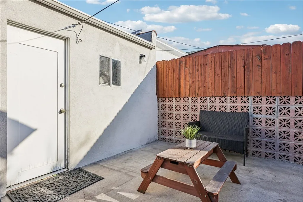 3845 Hollypark, Los Angeles, California 90039 home-pic-29