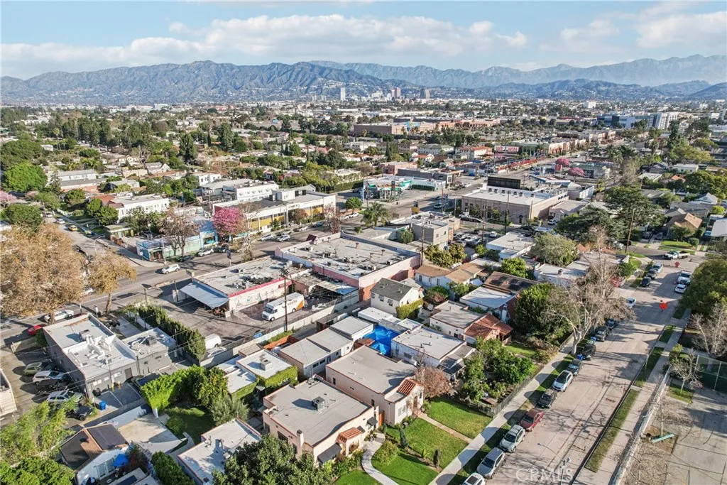 3845 Hollypark, Los Angeles, California 90039 home-pic-38