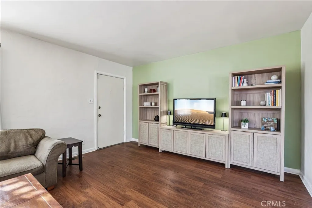 3845 Hollypark, Los Angeles, California 90039 home-pic-8