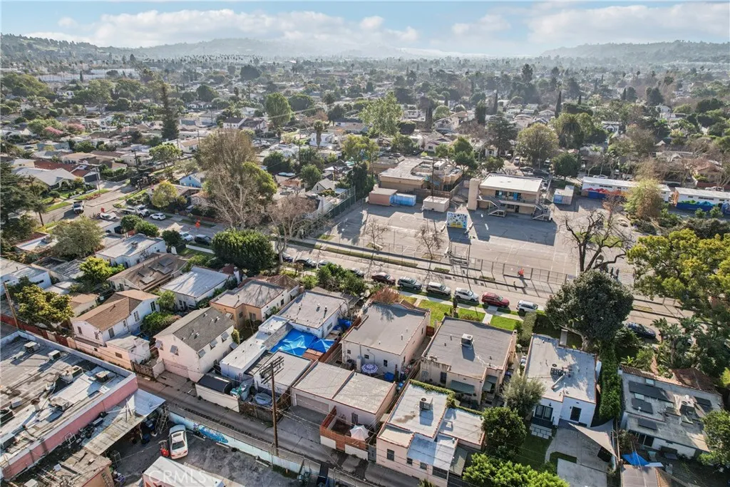 3845 Hollypark, Los Angeles, California 90039 home-pic-40