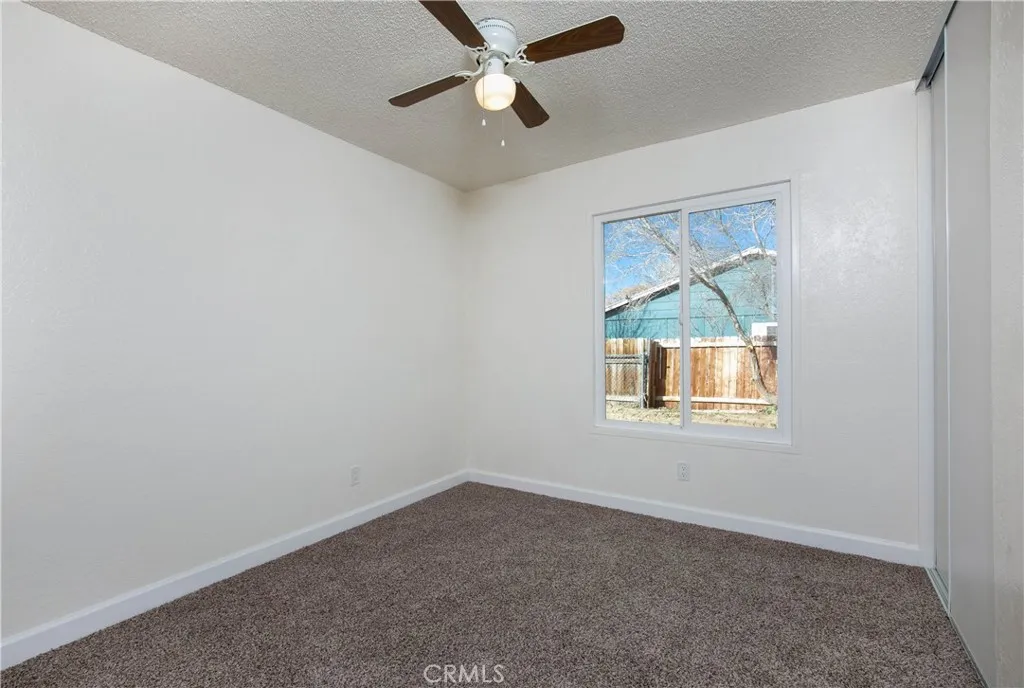 40629 178th E, Lake Los Angeles, California 93535 home-pic-14