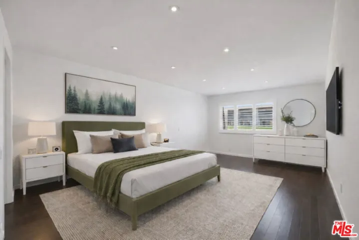 Virtual / digital staging