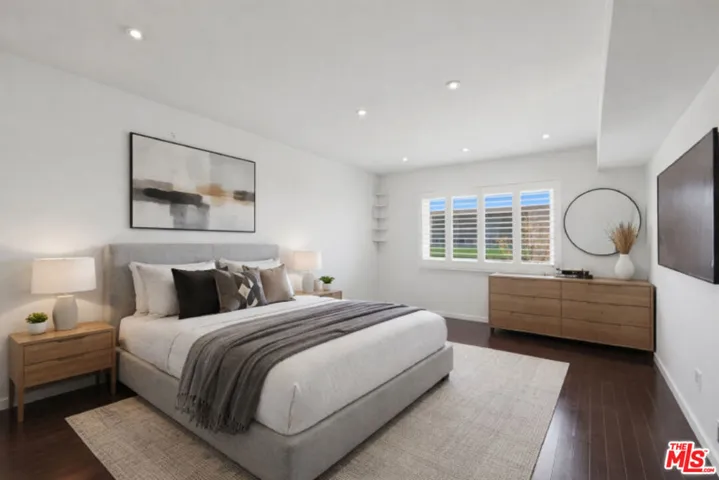 Virtual / digital staging