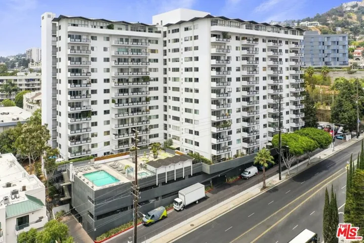 1155 N La Cienega Boulevard 1106, West Hollywood, California 90069