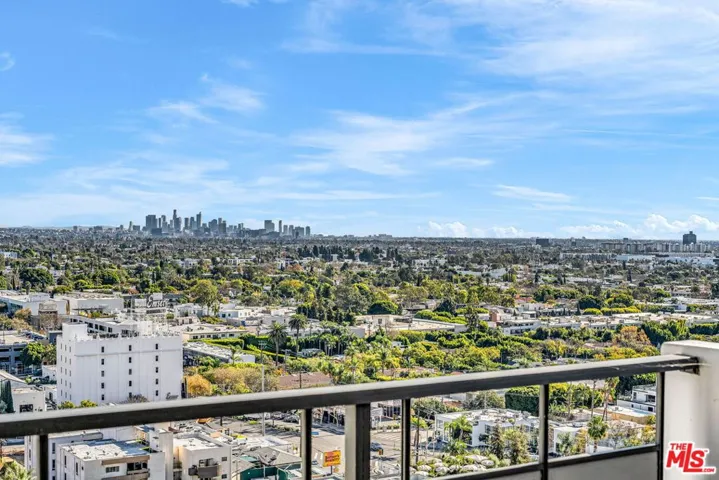 1155 N La Cienega Boulevard 1106, West Hollywood, California 90069