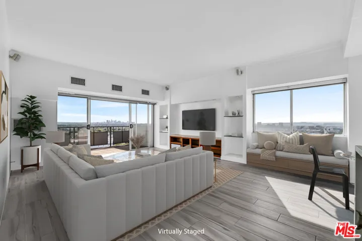 1155 N La Cienega Boulevard 1106, West Hollywood, California 90069