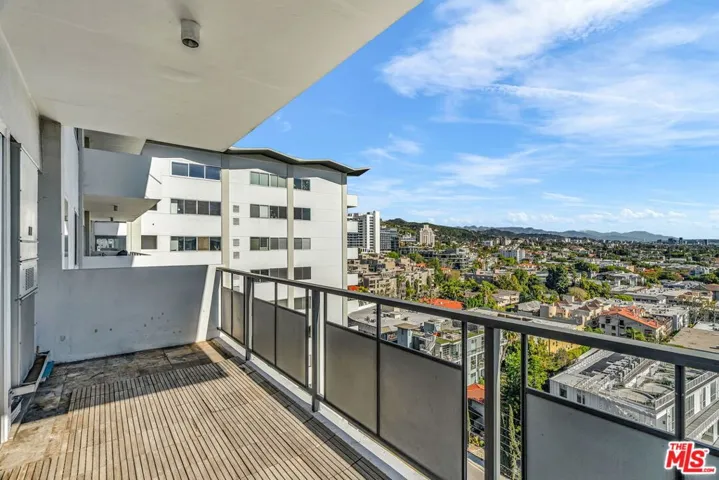 1155 N La Cienega Boulevard 1106, West Hollywood, California 90069