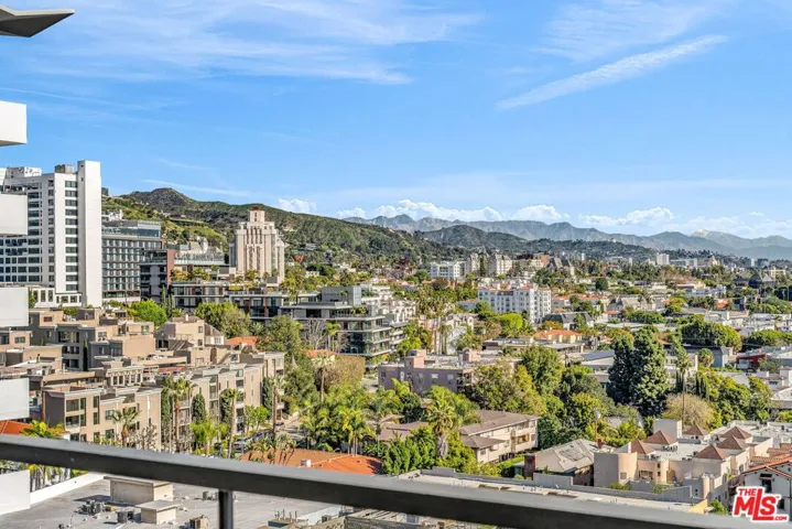 1155 N La Cienega Boulevard 1106, West Hollywood, California 90069