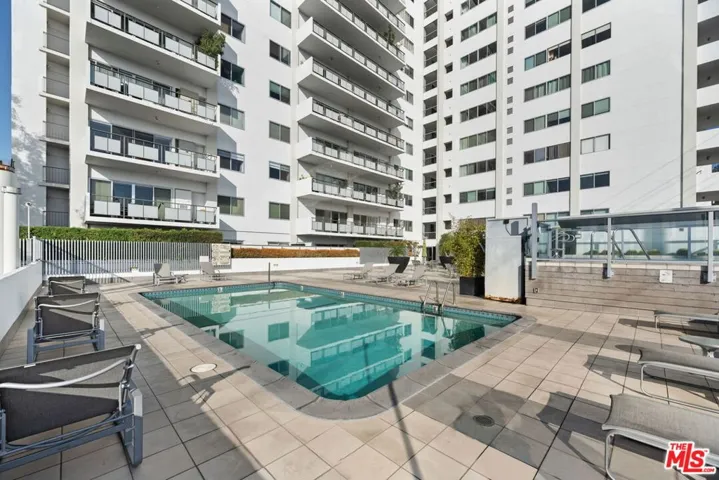 1155 N La Cienega Boulevard 1106, West Hollywood, California 90069