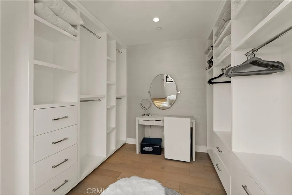 2200 The Strand B, Manhattan Beach, California 90266 home-pic-11