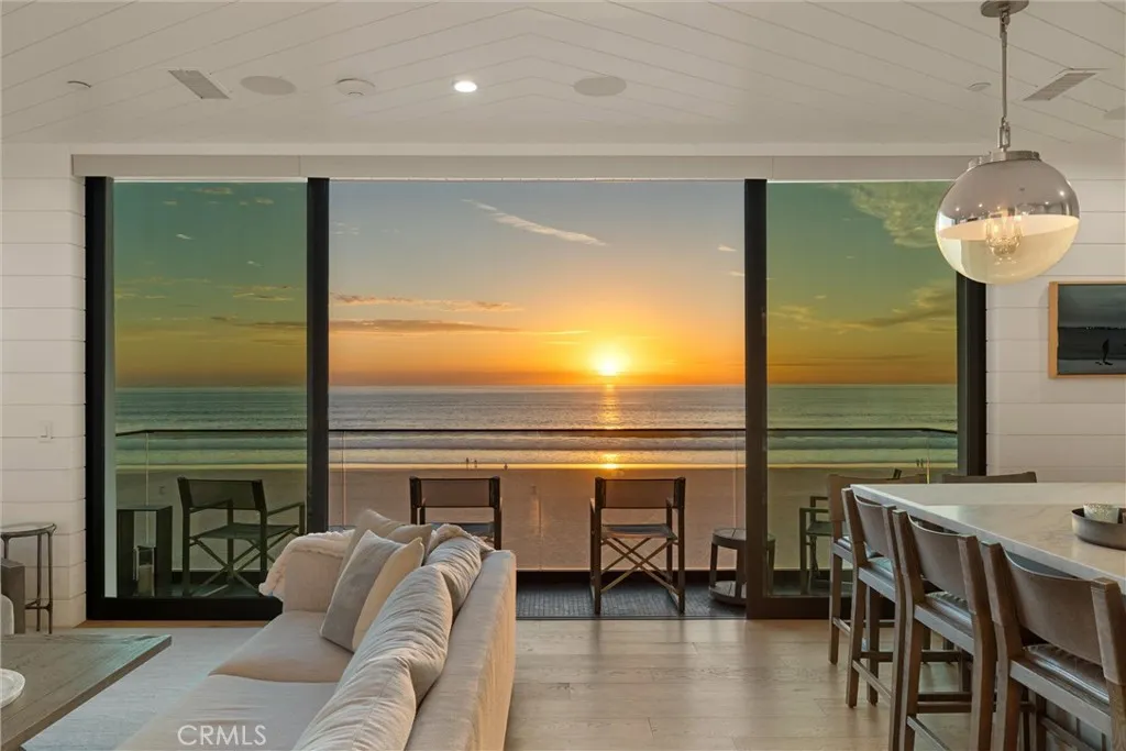 2200 The Strand B, Manhattan Beach, California 90266 home-pic-3
