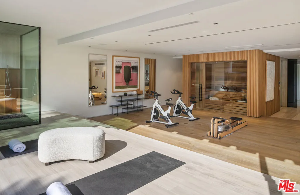 615 N Faring Road, Los Angeles, California 90077 home-pic-23