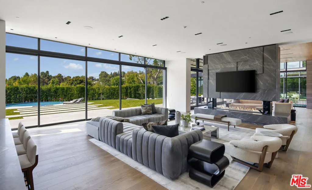 615 N Faring Road, Los Angeles, California 90077 home-pic-6