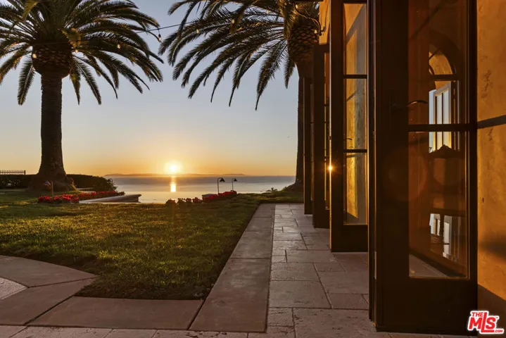 28 Deep Sea, Newport Coast, California 92657