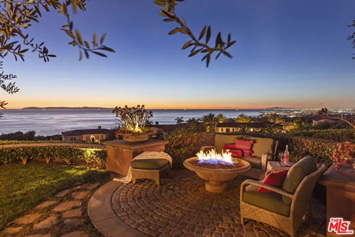 28 Deep Sea, Newport Coast, California 92657