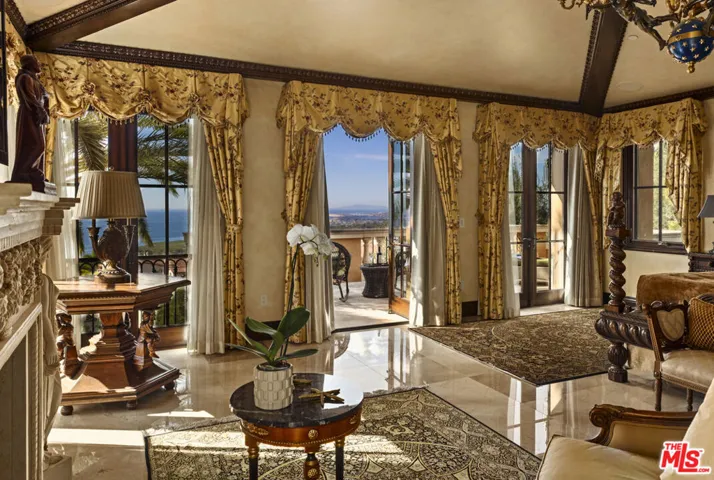 28 Deep Sea, Newport Coast, California 92657