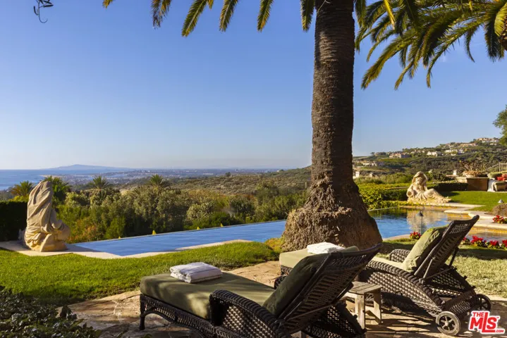 28 Deep Sea, Newport Coast, California 92657