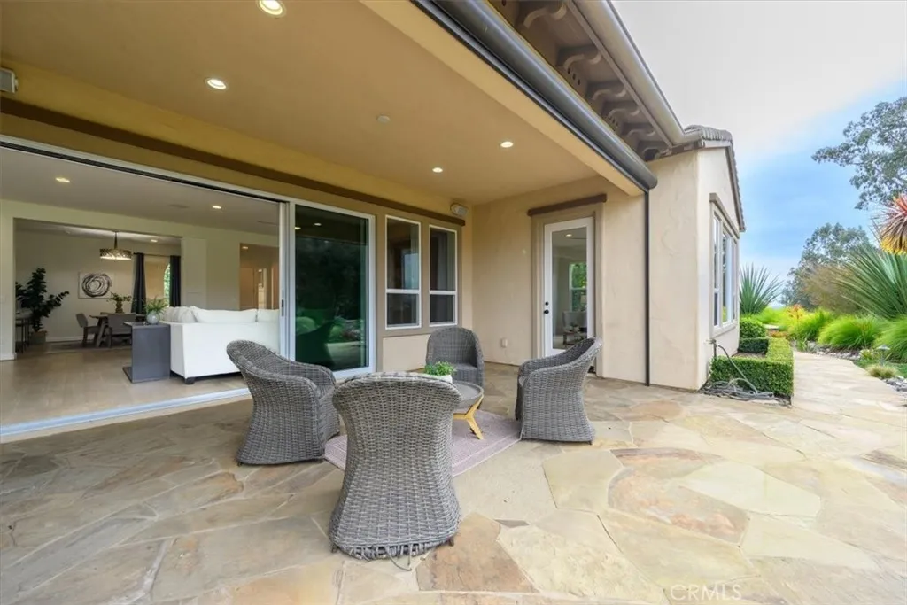 1804 Tomas Court, Nipomo, California 93444 home-pic-35