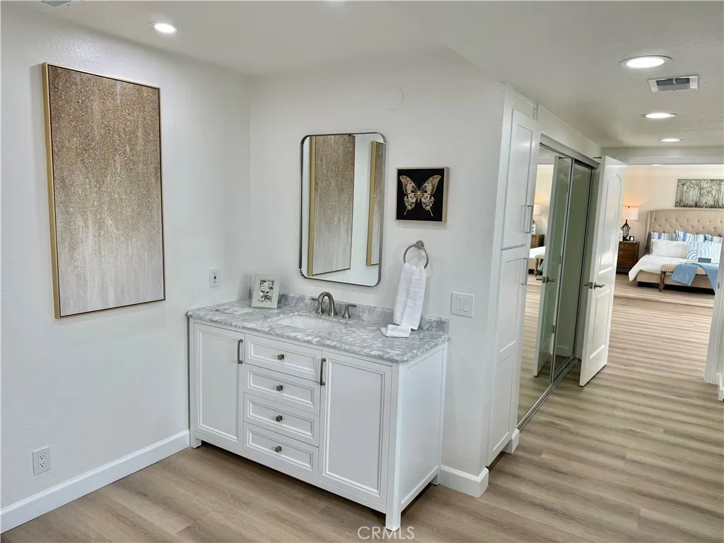 23032 Sonoita, Mission Viejo, California 92691 home-pic-16