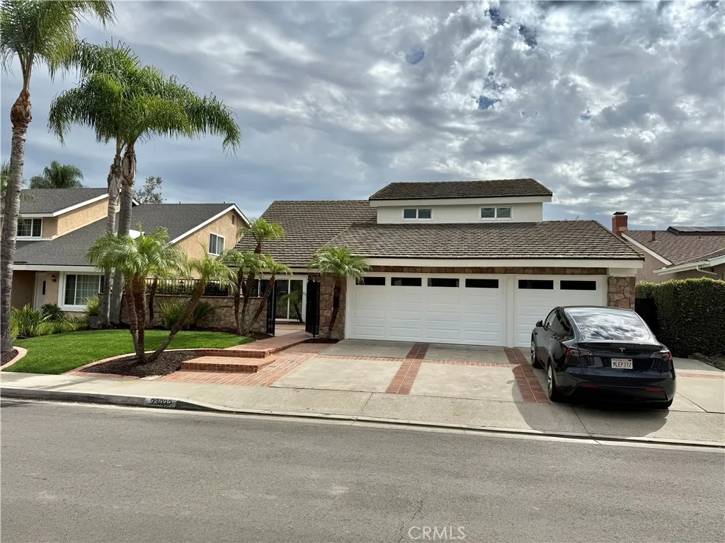 23032 Sonoita, Mission Viejo, California 92691 home-pic-2