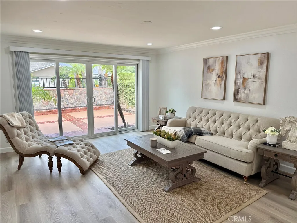 23032 Sonoita, Mission Viejo, California 92691 home-pic-23