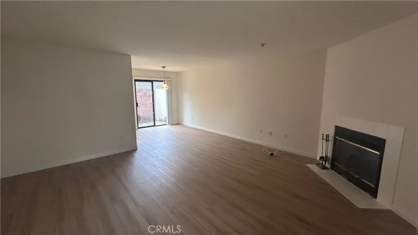 Fabulous S P A C E as you first walk in