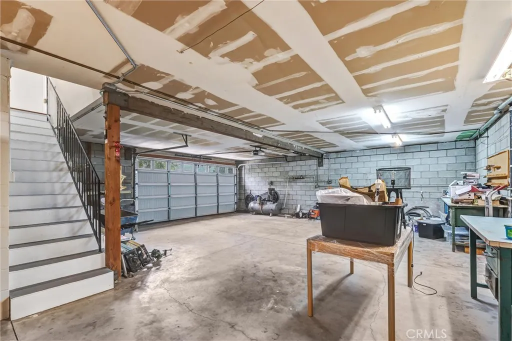 9907 Shadow Hills Drive, Los Angeles, California 91040 home-pic-38