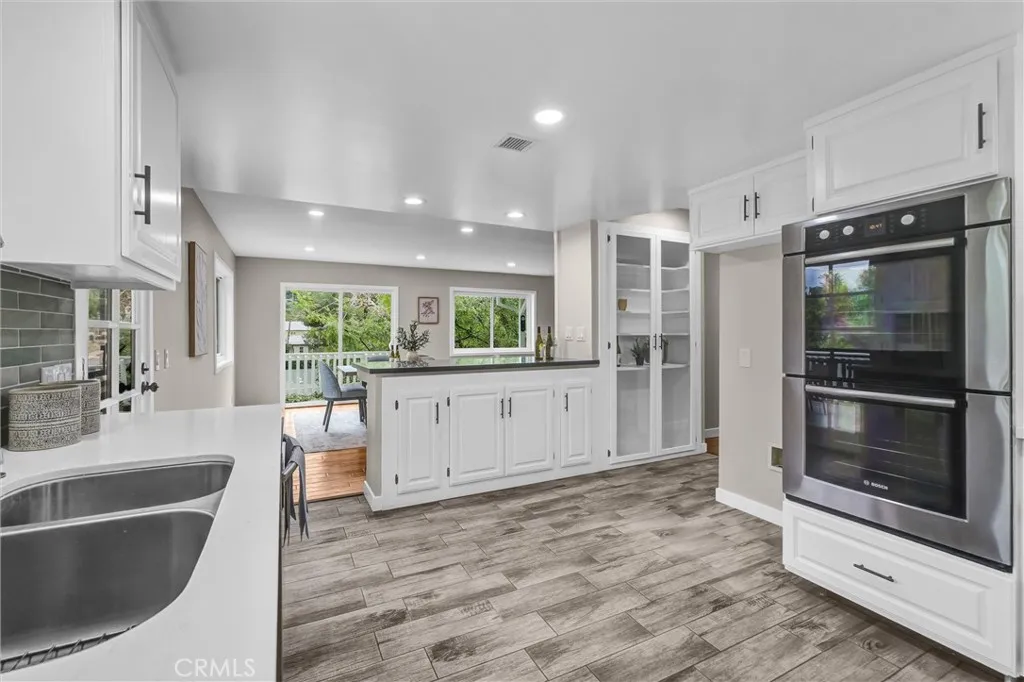9907 Shadow Hills Drive, Los Angeles, California 91040 home-pic-18
