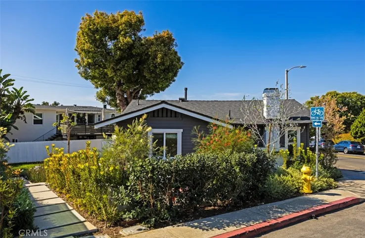 389 Park, Laguna Beach, California 92651