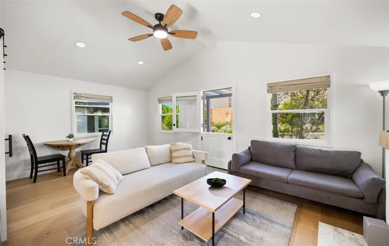 389 Park, Laguna Beach, California 92651
