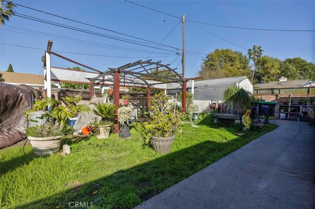 674 Senate Street, Costa Mesa, California 92627 home-pic-29