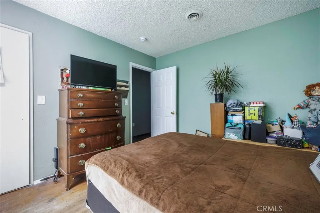 674 Senate Street, Costa Mesa, California 92627 home-pic-26
